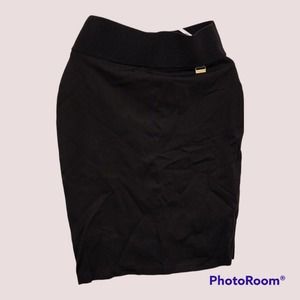 Calvin Klein power stretch size M skirt